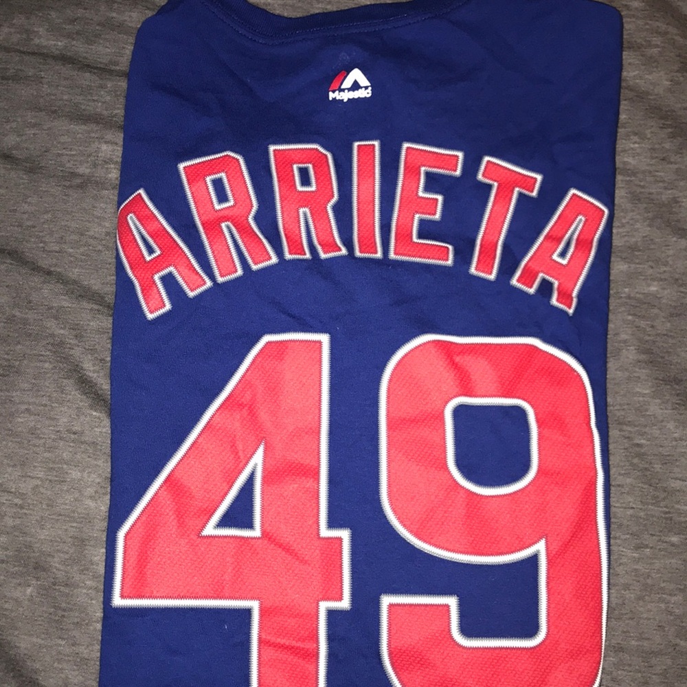 Chicago Cubs shirt